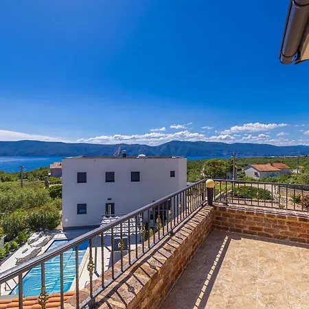 Rustica Villa *